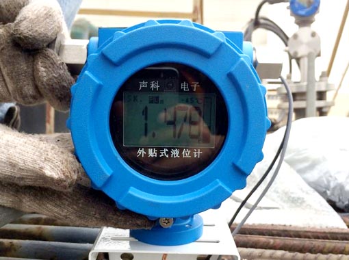 外貼式液位計(jì),非侵入式測(cè)量.非接觸式測(cè)量